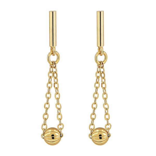 Pendientes Oro Sonia acabados en oro de 18 quilates y diseñados por Vioret Joyas ®